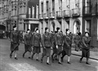 Les volontaires françaises défilent à Londres, le 14 juillet 1941.